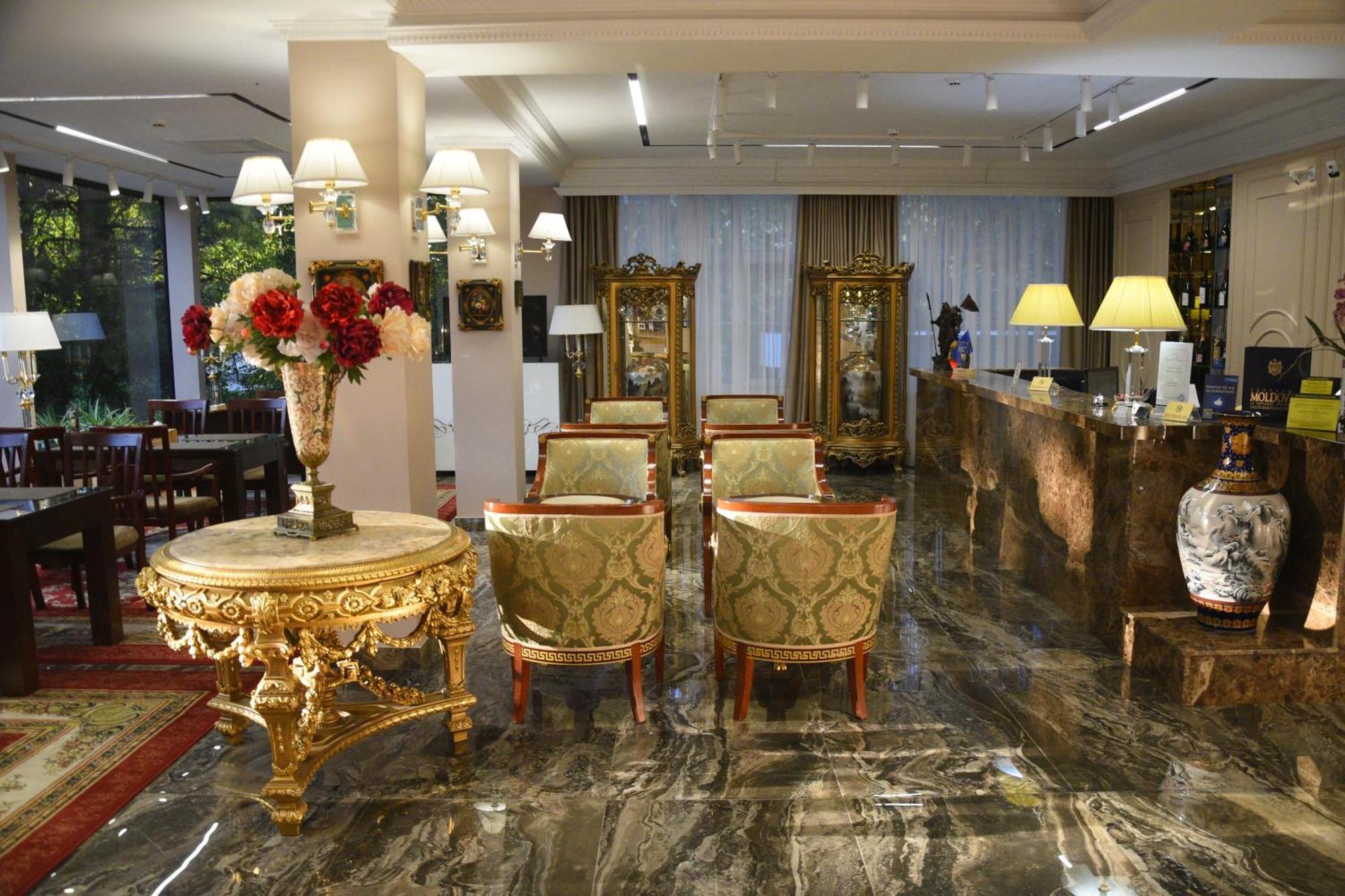 Hotel Royal Florence Kišiněv Exteriér fotografie